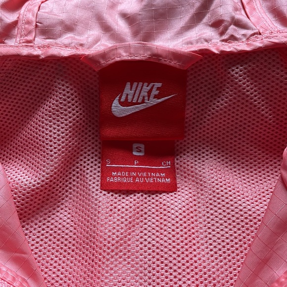 Nike Windbreaker - Picture 5 of 5